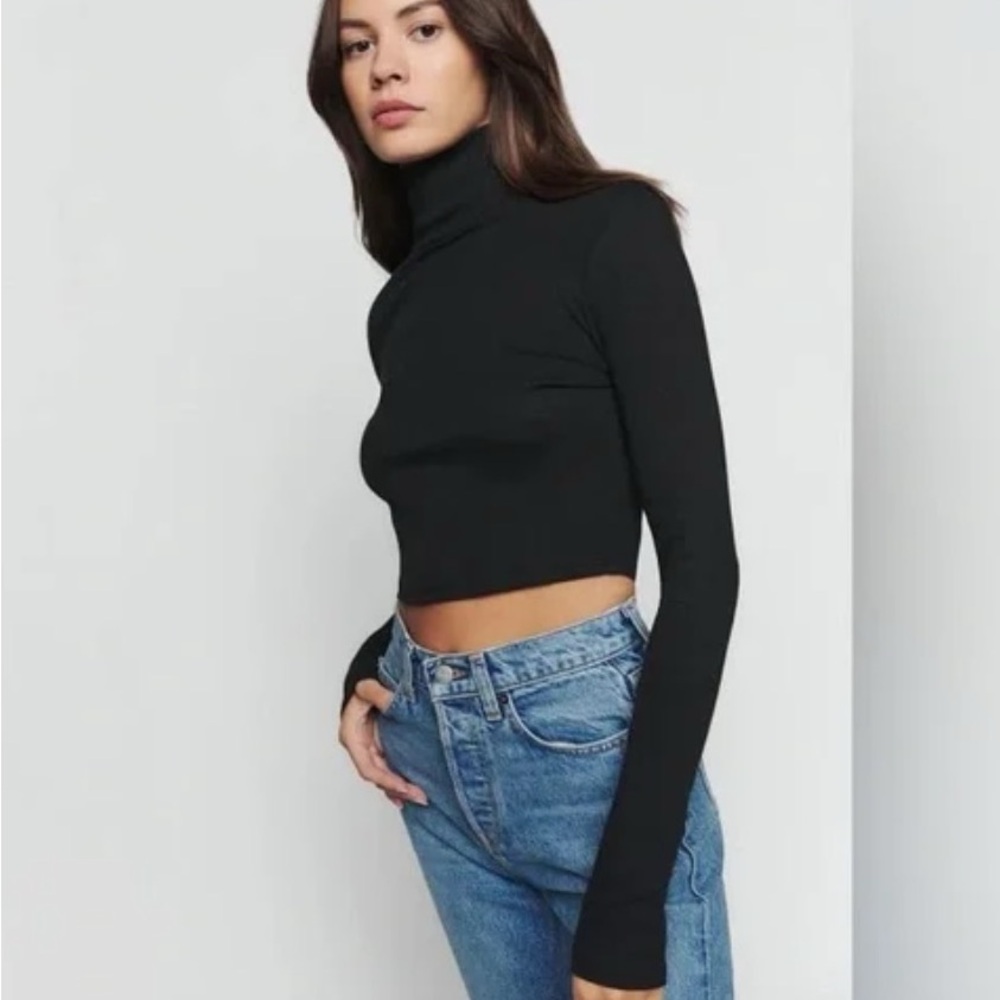 Reformation Davy Cropped Ribbed Turtleneck Tee
